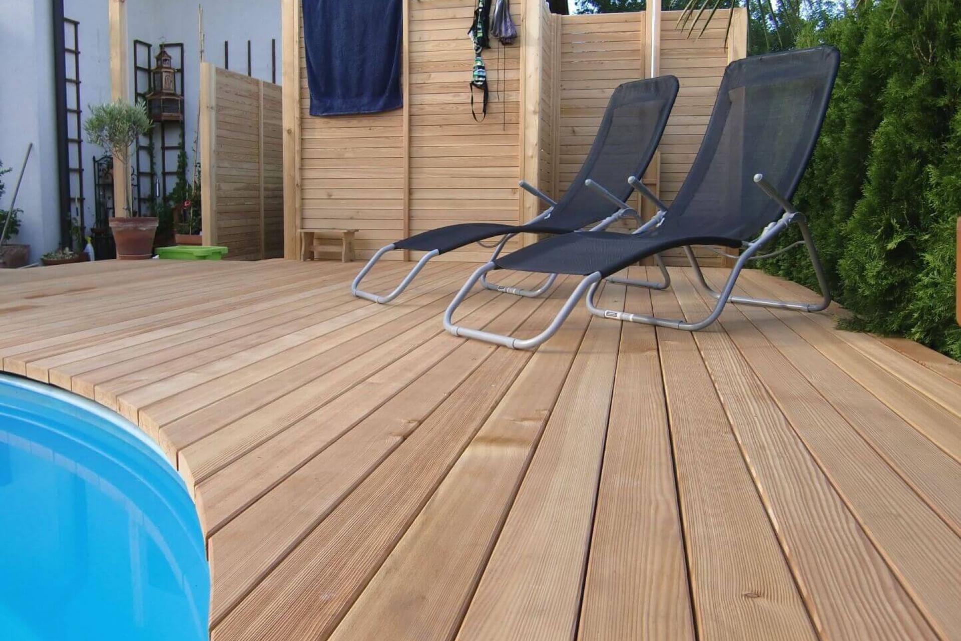 Terrasse Lärche mit Liegen