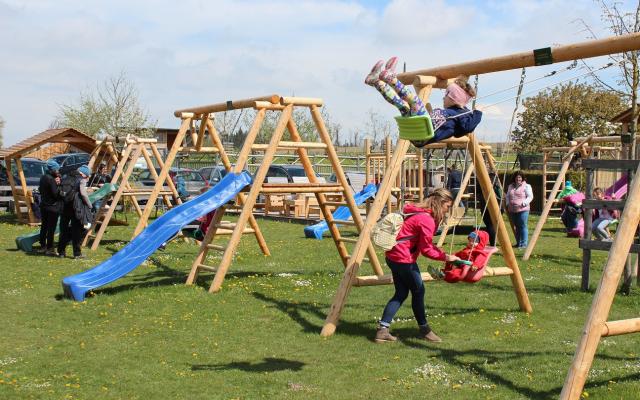 Spielplatz Pflanzenbörse
