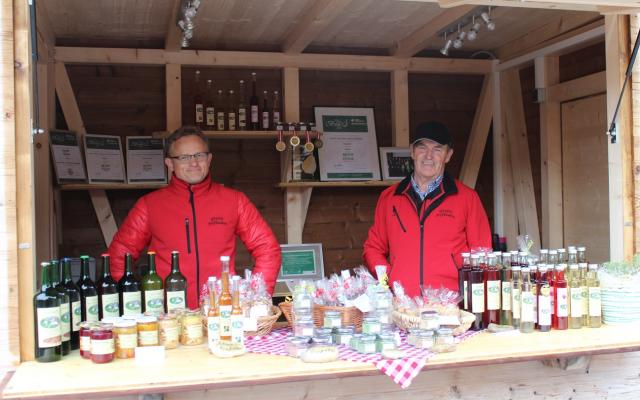 Verkaufsstand Pflanzenbörse Offenhausen