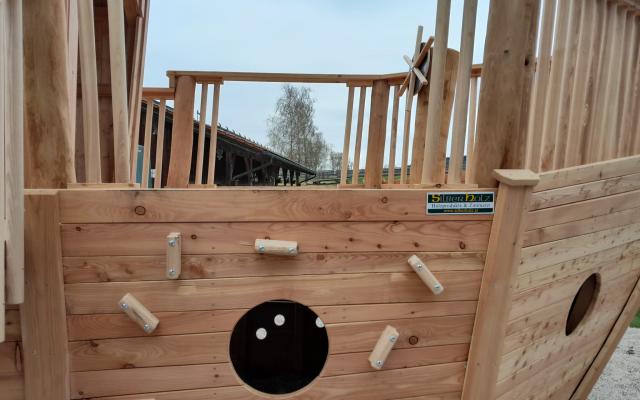 SilberHolz Arche Kletterwand