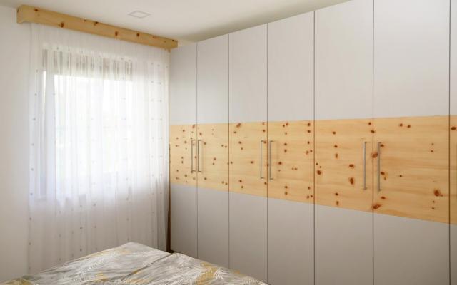Zirben Schrank