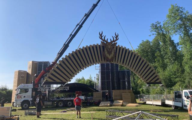 Aufbau Tribüne Woodstock der Blasmusik 2026