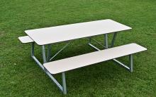 Guso Sitzgarnituren absolut Vandalensicher Seitenansicht