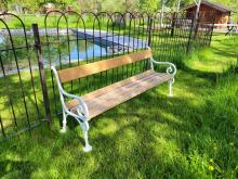 Schönbrunner Bank Seite