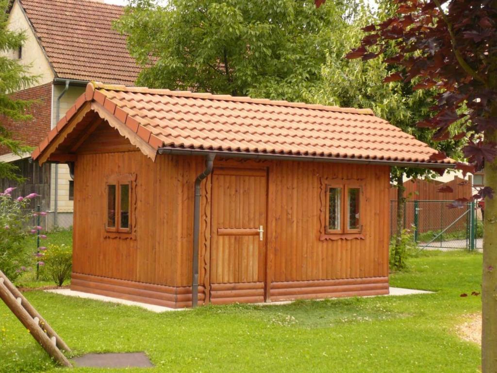 Gartenhaus mit Dach