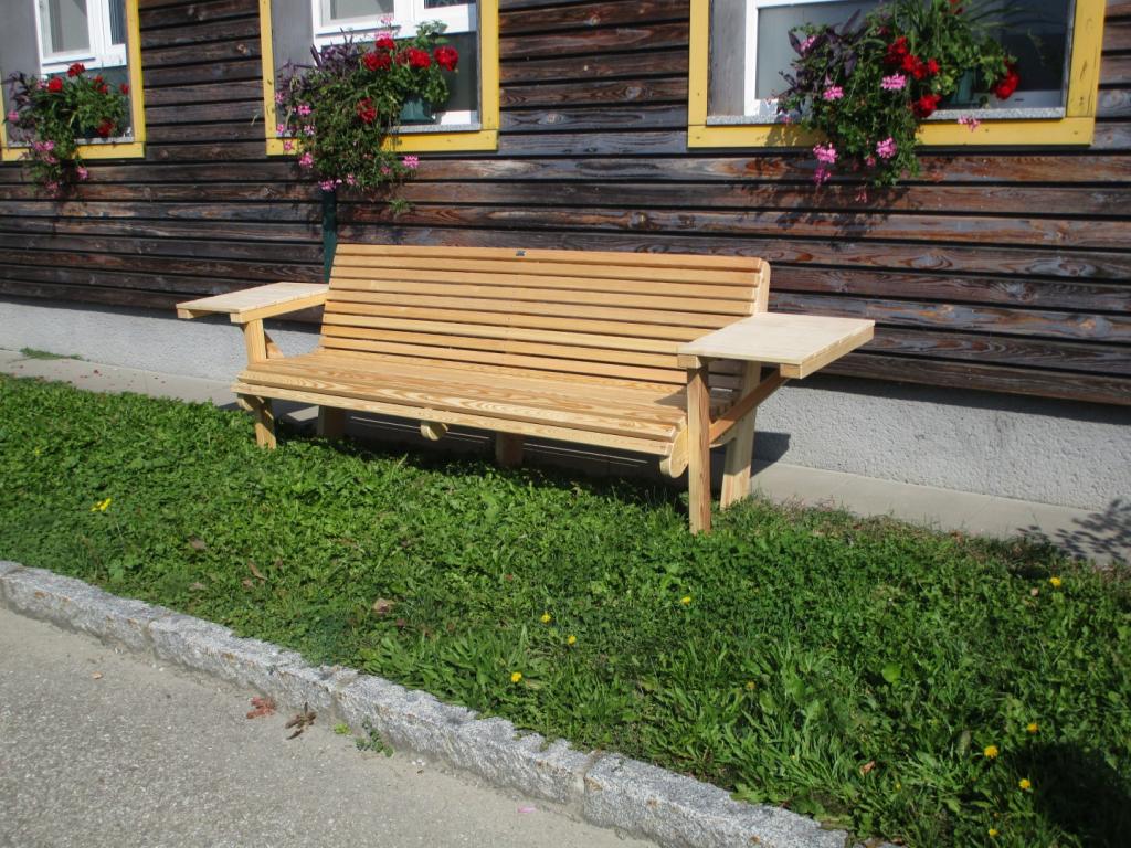 Hausbank BLUMENGRUSS Vorne