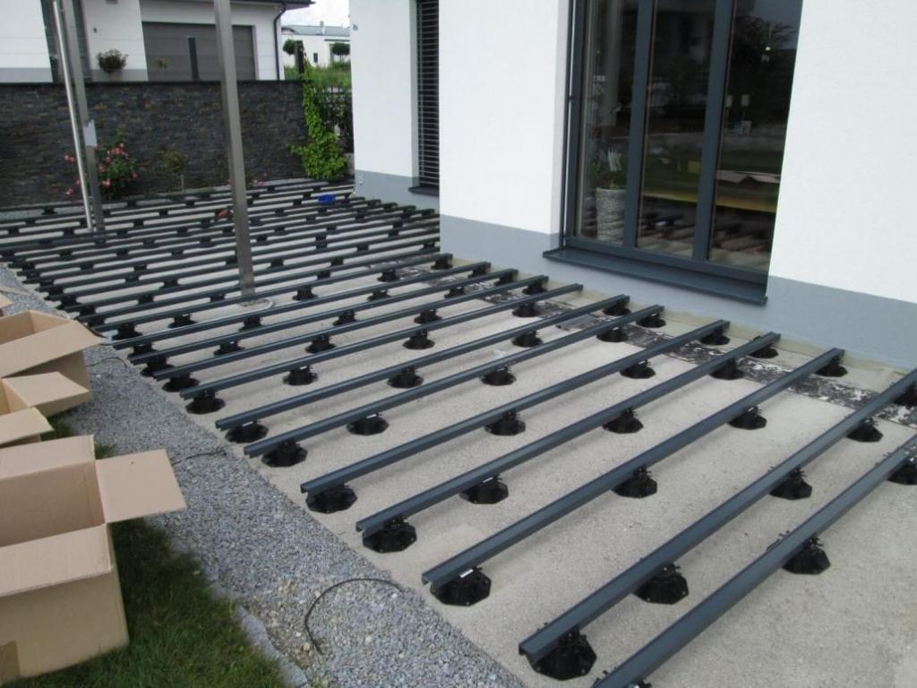 Terrasse Lärche Gestell