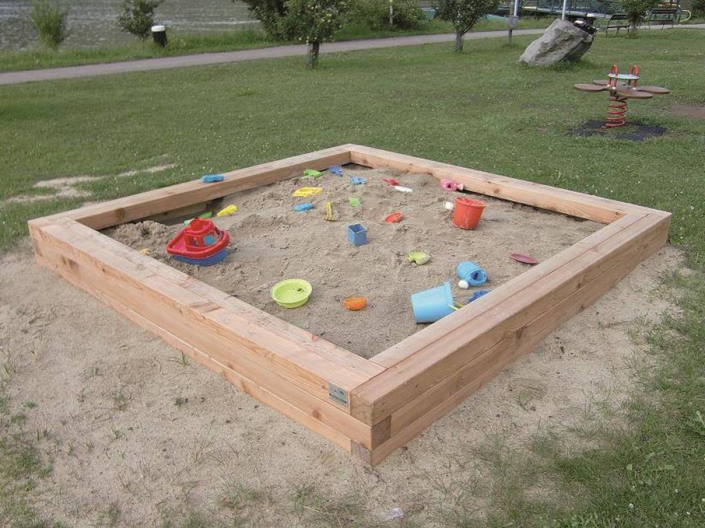 Sandkiste LÄRCHE