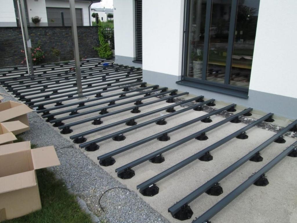Terrasse Lärche Gestell