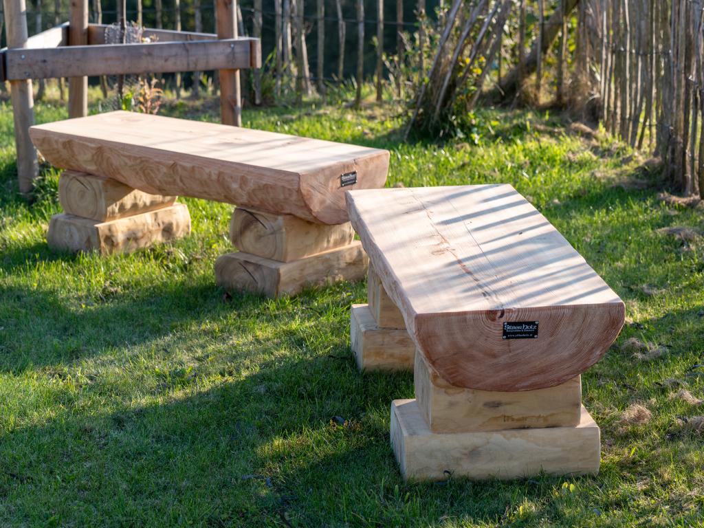 Naturstamm-Bank NORLI in Wiese