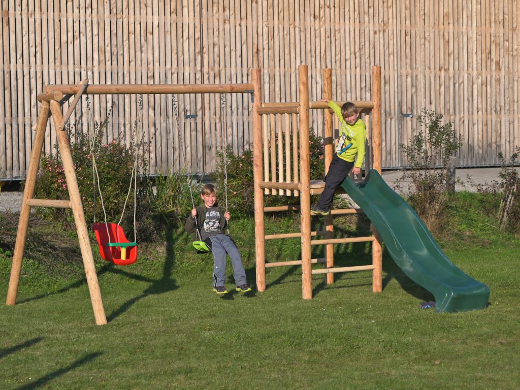 Turm-Schaukel Kombination NORLI gezapft