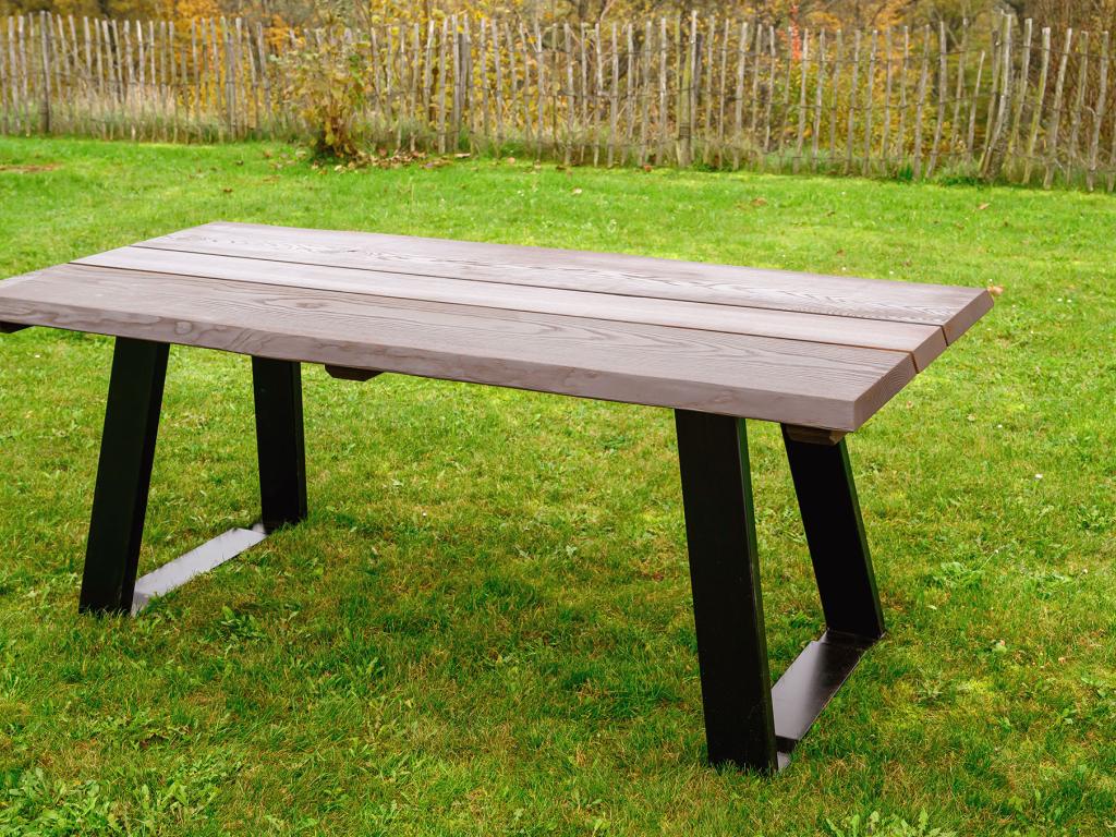 GARNITUR Thermoesche Tisch
