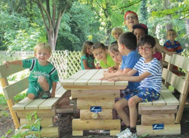 sitzgarnitur-kinder-landl