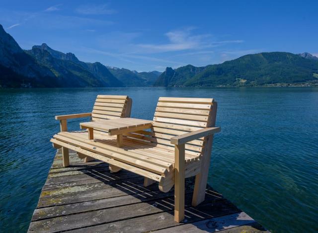 Bank Abendsonne mit Tisch Shooting Traunsee(17)